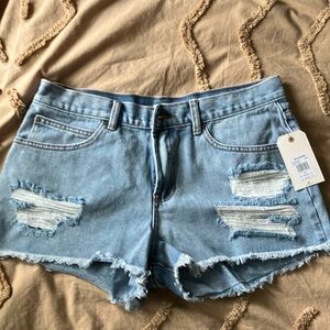 Billabong Distressed Jean Shorts NWT (29)